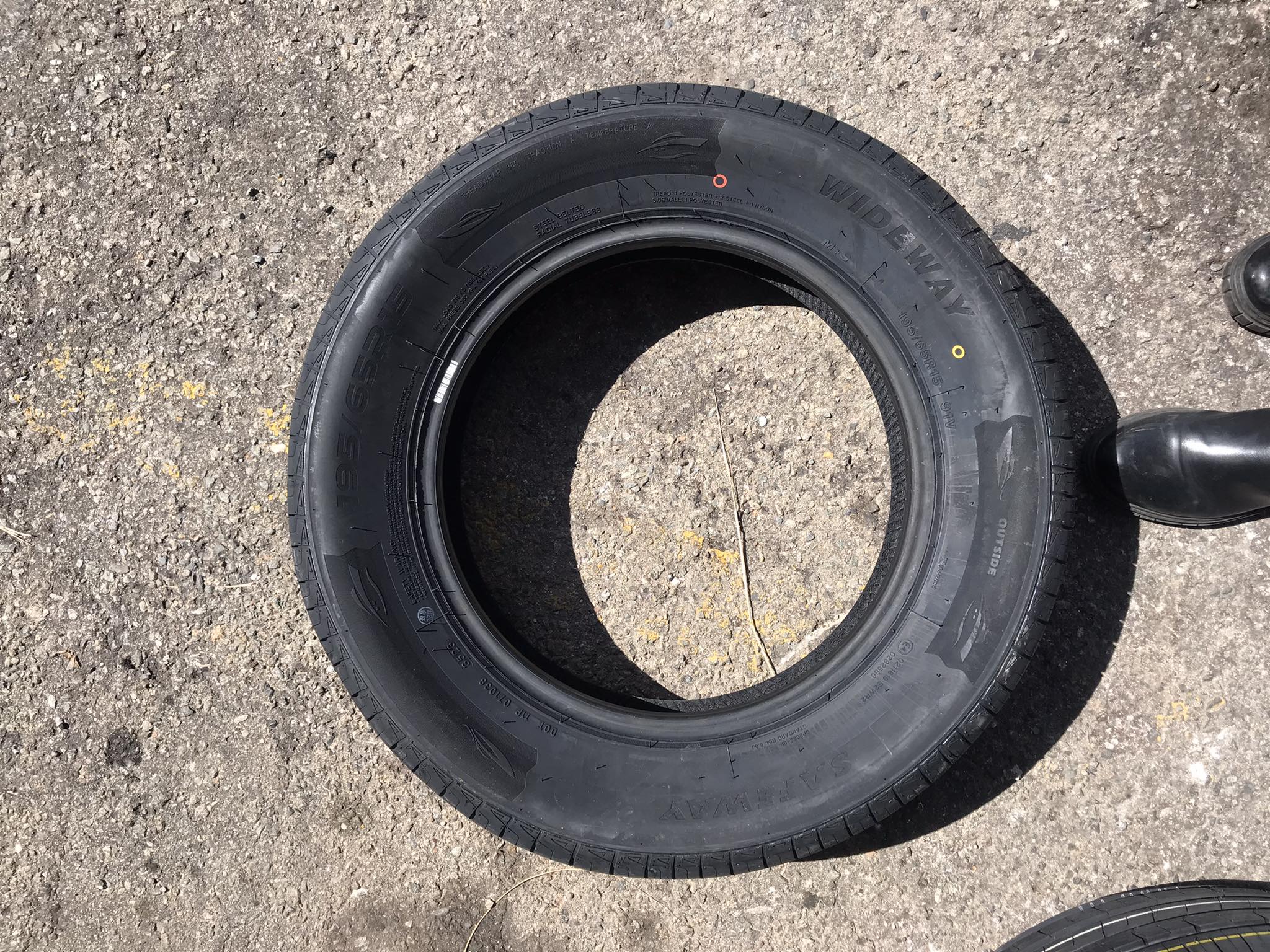 195 65 R15 Wideway Safeway Tyres - Image 4