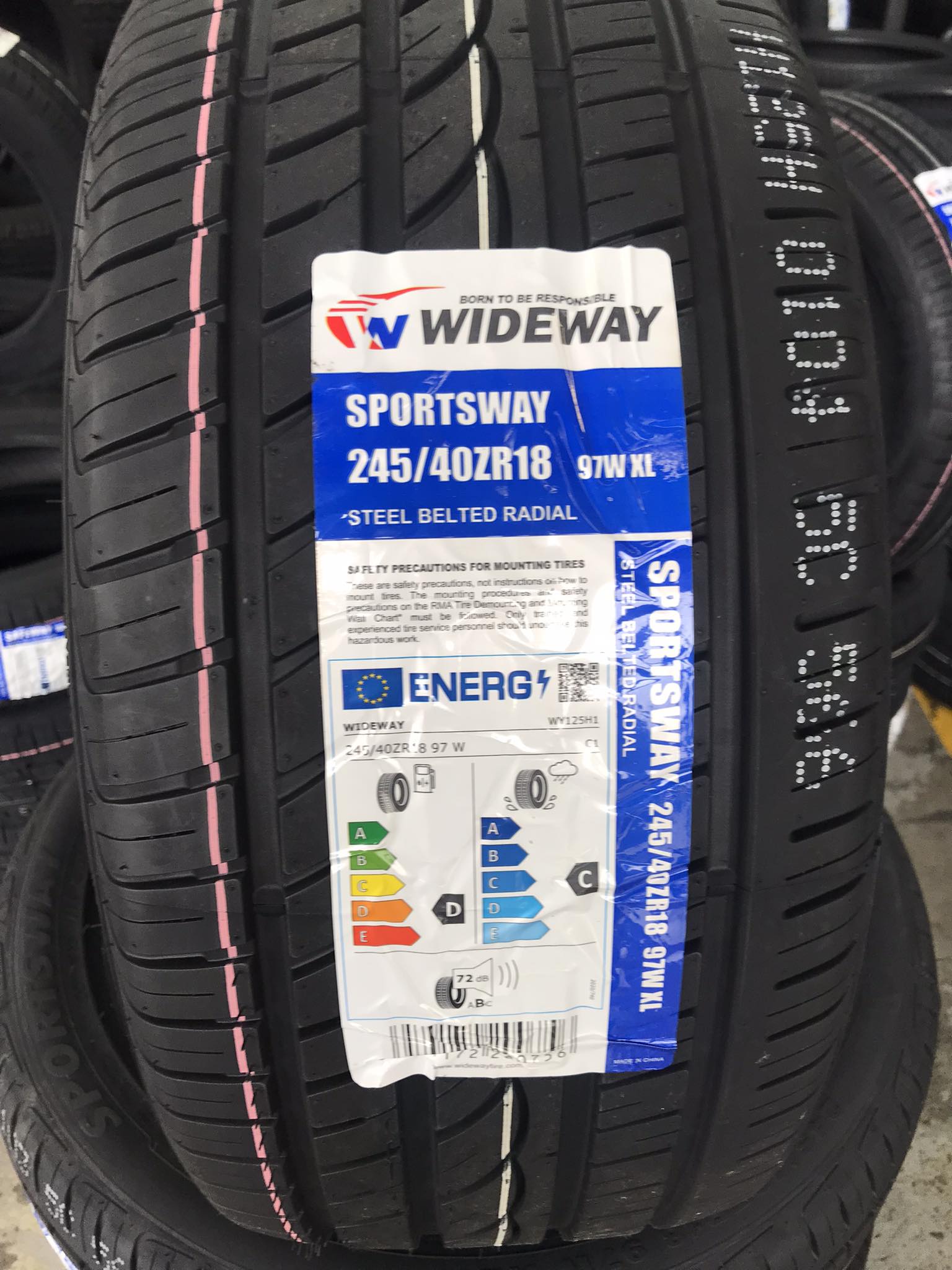245 40 R18 Wideway Sportsway Steel Belted Radial - Image 3