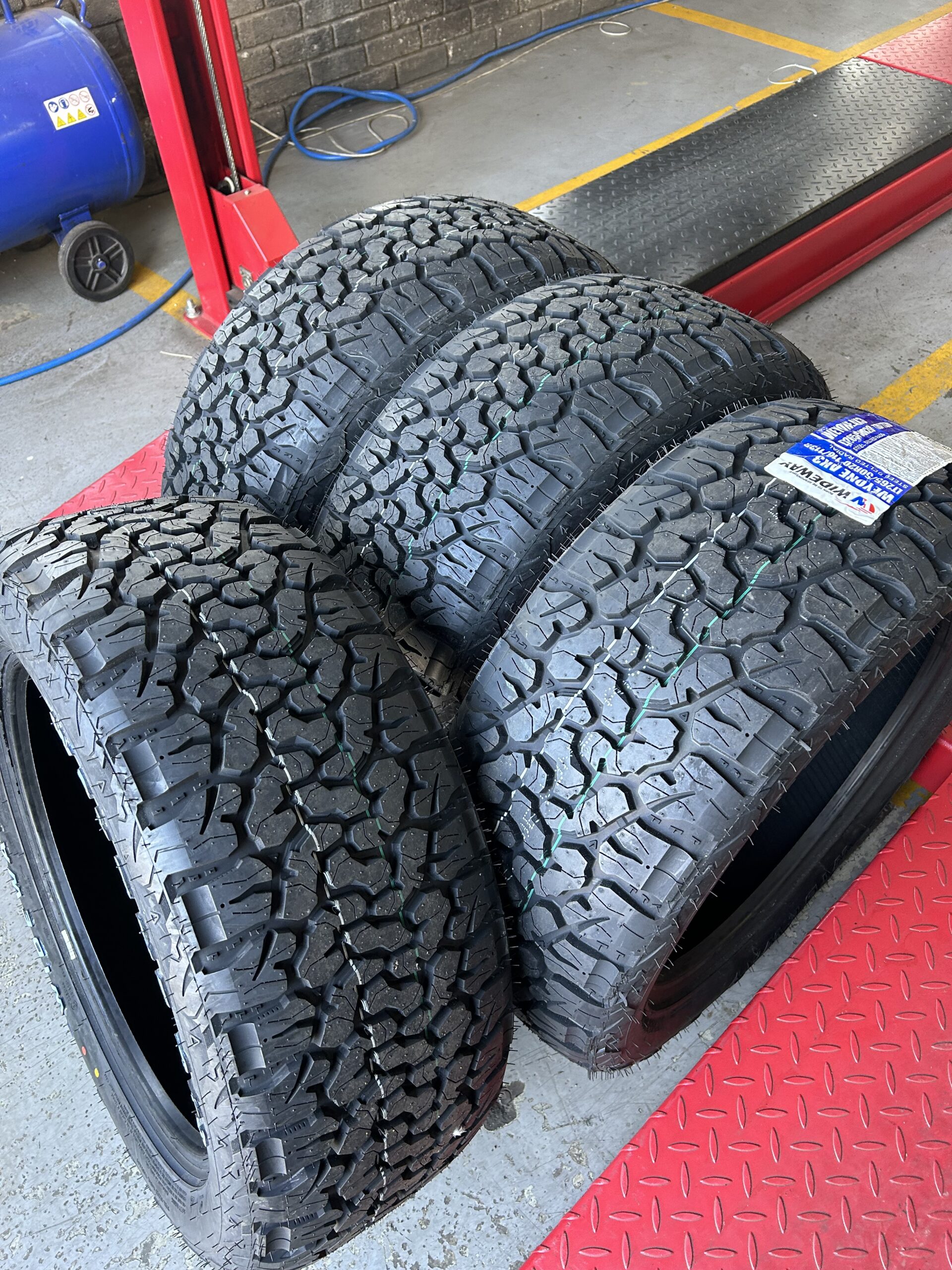 265 50 R20 Wideway Weyone AK3 Tyres