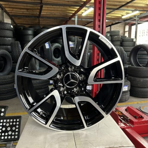 18″ Mercedes Benz AMG Mag Rims