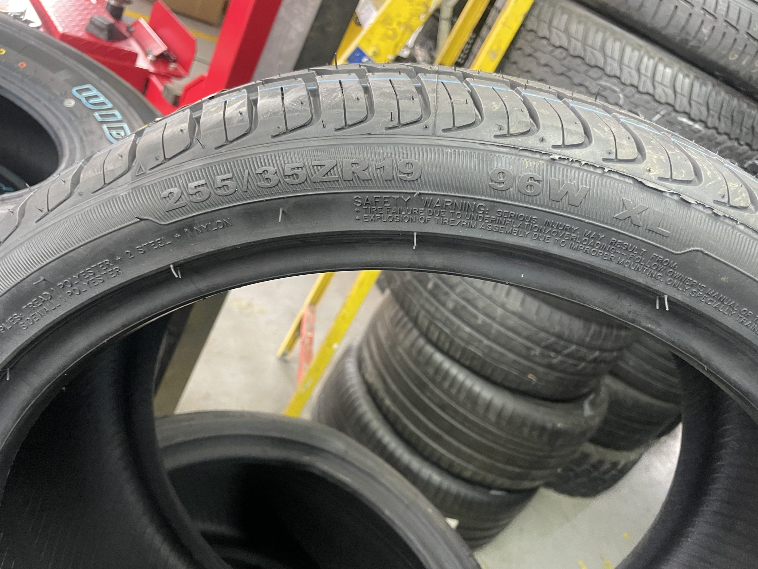 255 35 R19 Wideway Sport Tyre - Image 4